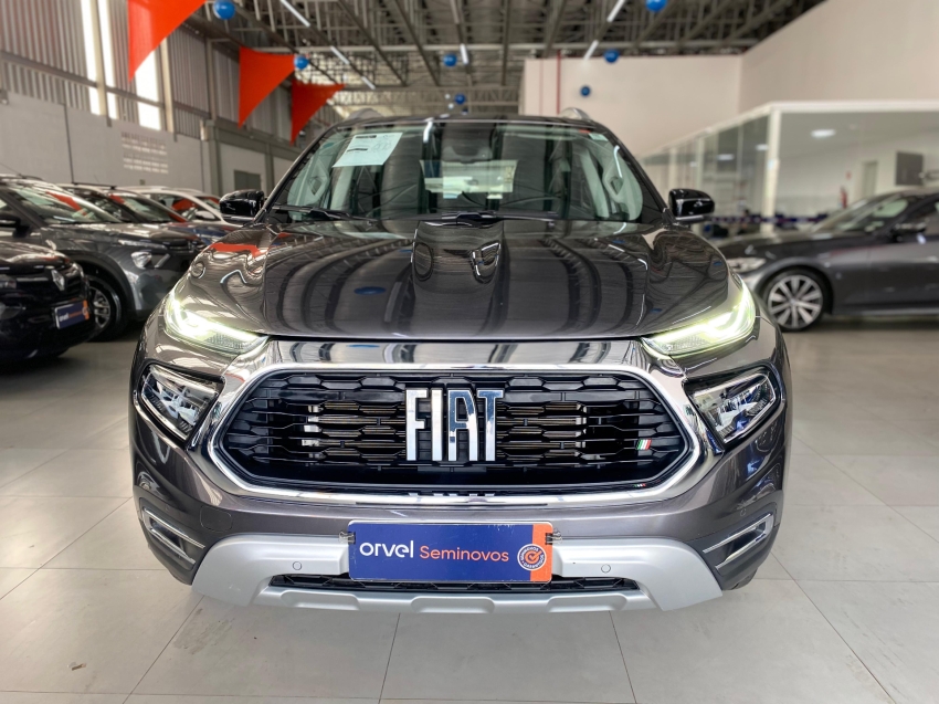 fiat toro 1.3 turbo 270 flex volcano at6 4p automatico 2025