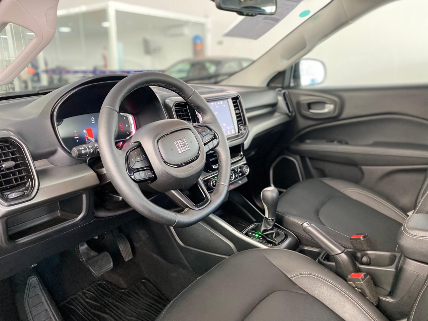 fiat toro 1.3 turbo 270 flex volcano at6 4p automatico 2025