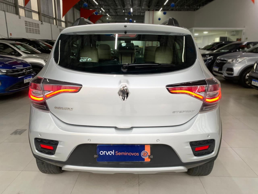 renault sandero stepway 1.6 16v 4p flex cvt 5p automatico 2020