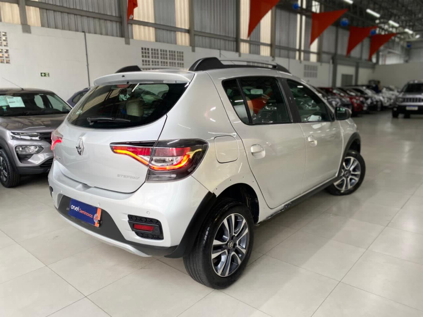 renault sandero stepway 1.6 16v 4p flex cvt 5p automatico 2020