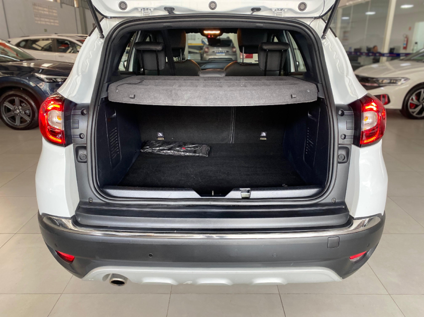 renault captur 1.6 16v sce flex bose x-tronic 5p automatico 20215