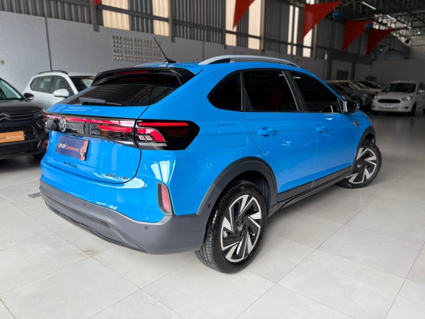 volkswagen nivus 1.0 200 tsi total flex highline automatico 5p 20255
