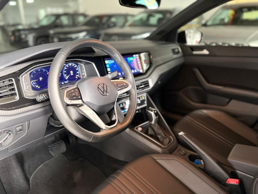 volkswagen nivus 1.0 200 tsi total flex highline automatico 5p 202510