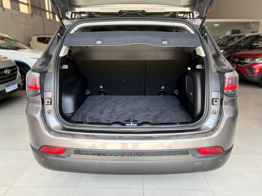 jeep compass 1.3 t270 turbo flex longitude at6 5p automatico 20256