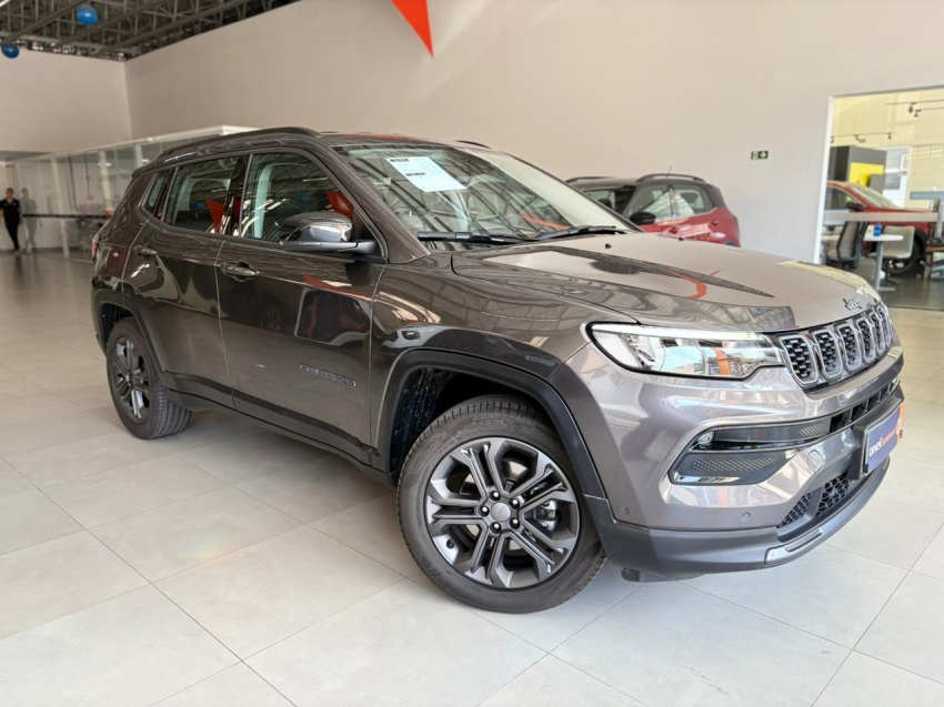 jeep compass 1.3 t270 turbo flex longitude at6 5p automatico 20252