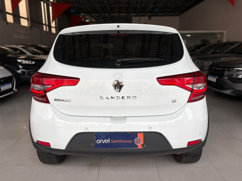 renault sandero 1.6 16v sce flex intense x-tronic 4p automatico 20204