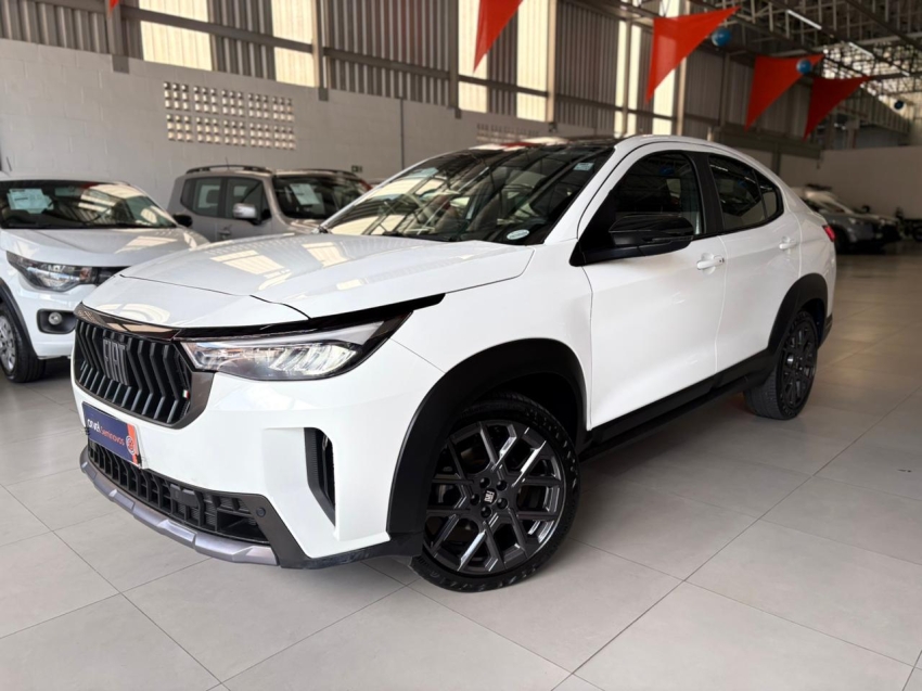 fiat fastback 1.0 turbo 200 flex impetus cvt 5p automatico 2025