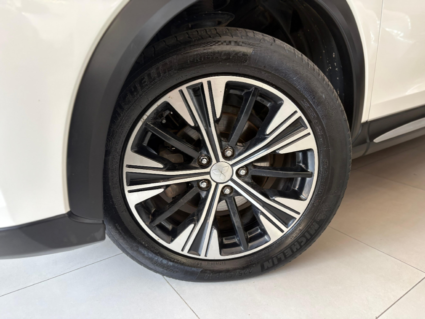 mitsubishi eclipse cross 1.5 mivec turbo gasolina hpe cvt 5p automatico 20223