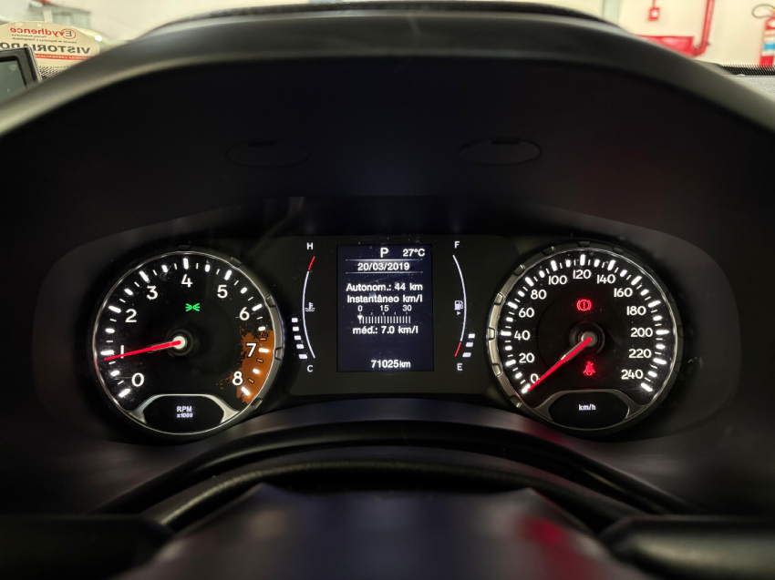 jeep renegade 1.8 16v flex 4p automatico 5p 202011