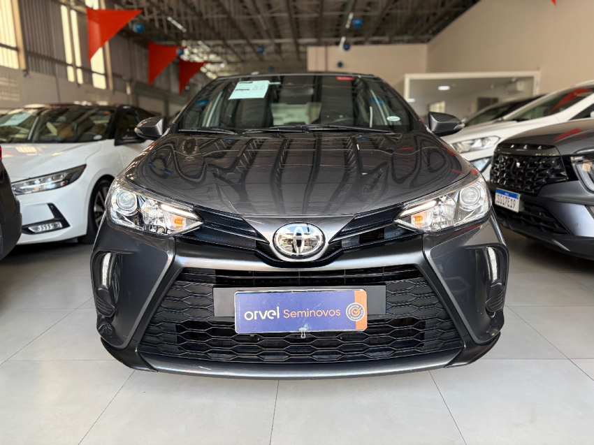toyota yaris 1.5 16v flex xs connect multidrive 5p automatico 20232