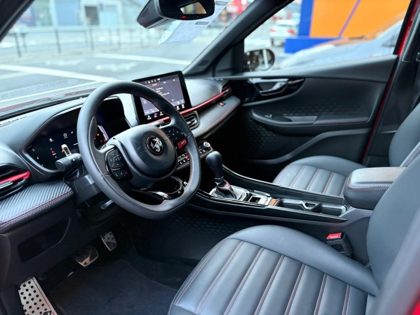 fiat fastback 1.3 turbo 270 flex abarth at6 5p automatico 202510