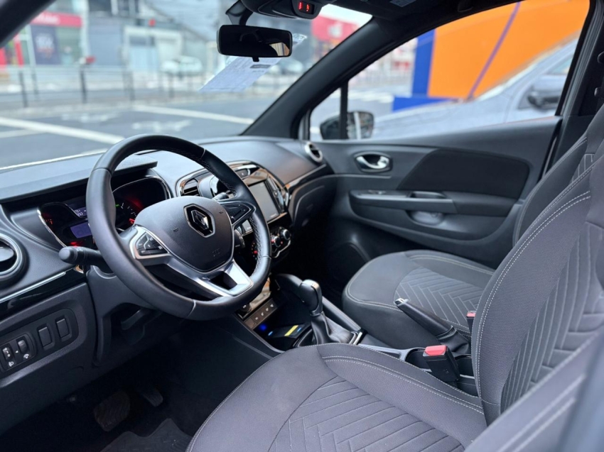 renault captur 1.3 tce flex zen x-tronic 5p automatico 20239