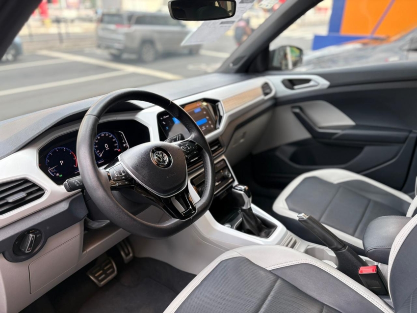 volkswagen t-cross 1.4 250 tsi total flex highline automatico 5p 202112