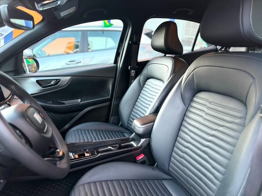 fiat fastback 1.3 turbo 270 flex limited edition at6 5p automatico 202310