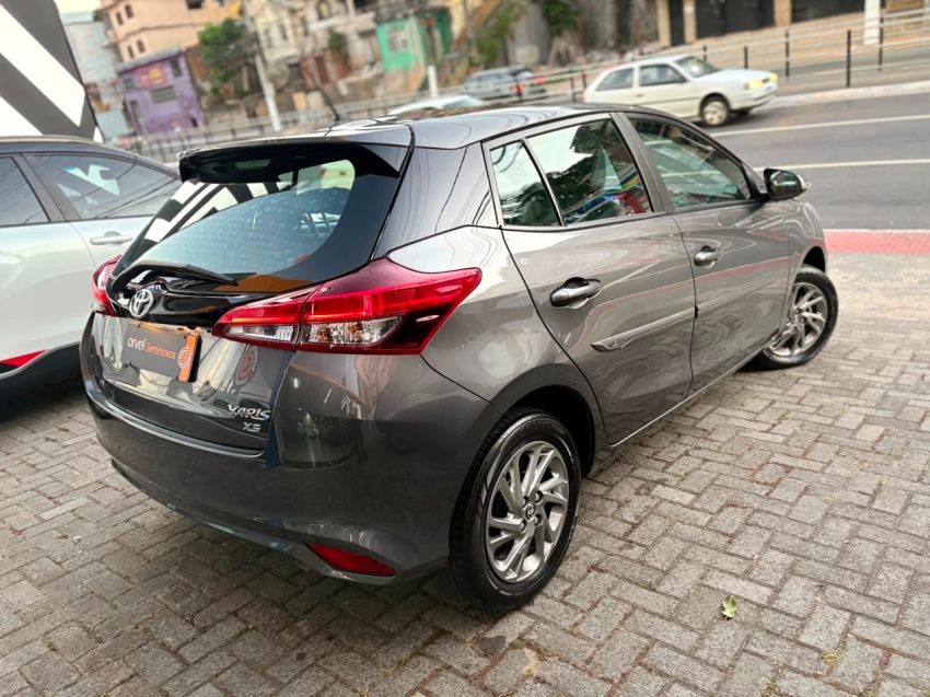 toyota yaris 1.5 16v flex xs multidrive 5p automatico 20246