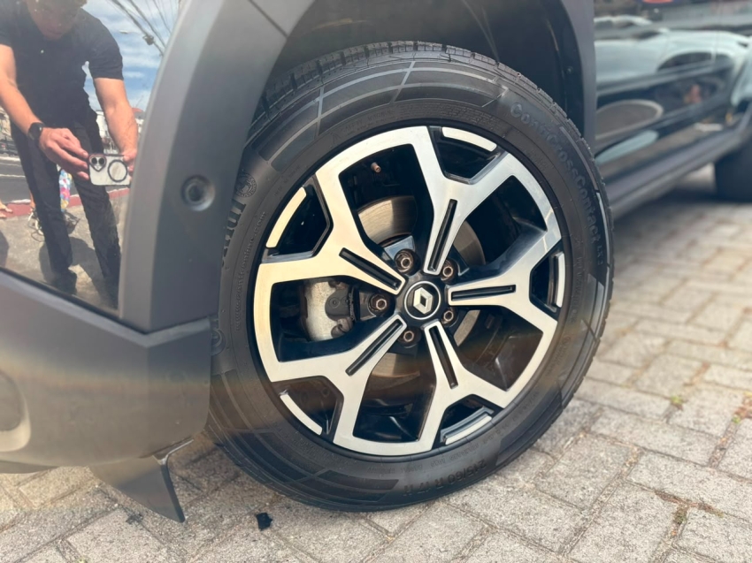 renault duster 1.6 16v sce flex iconic x-tronic 5p automatico 20233