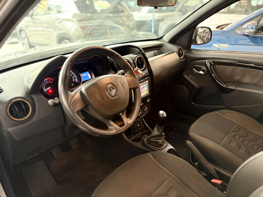 renault duster 1.6 16v sce flex dynamique manual 4p 201711