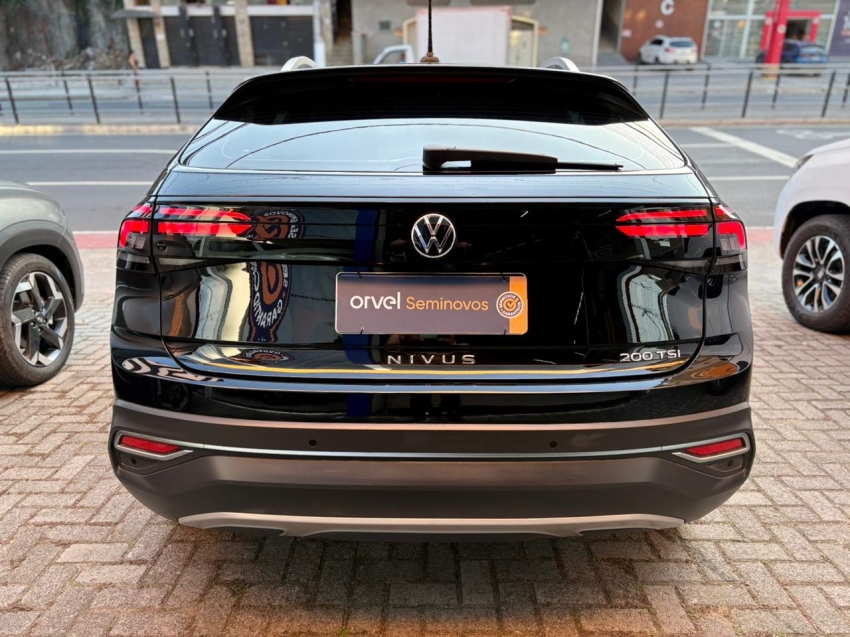 volkswagen nivus 1.0 200 tsi total flex highline automatico 5p 20234
