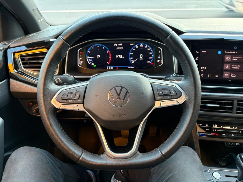 volkswagen nivus 1.0 200 tsi total flex highline automatico 5p 202313