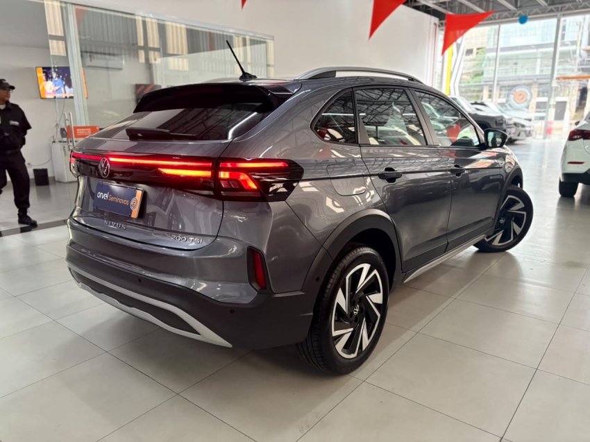 volkswagen nivus 1.0 200 tsi total flex highline automatico 5p 20266
