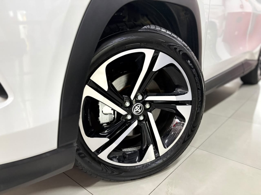 toyota yaris cross 1.5 vvt-i flex xrx cvt 5p automatico 20263