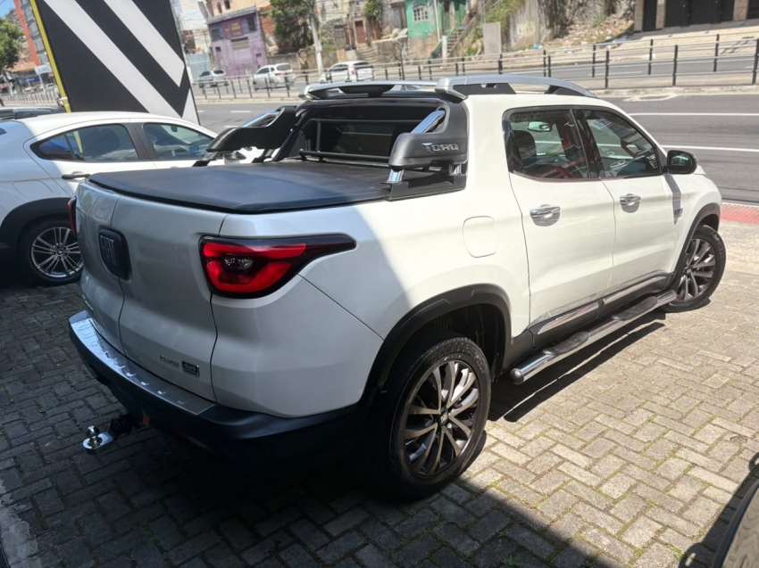 fiat toro 2.0 16v turbo diesel ranch 4wd at9 4p automatico 20226