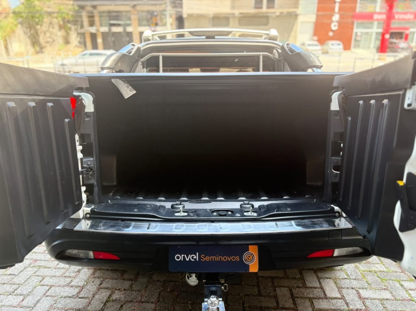 fiat toro 2.0 16v turbo diesel ranch 4wd at9 4p automatico 20227