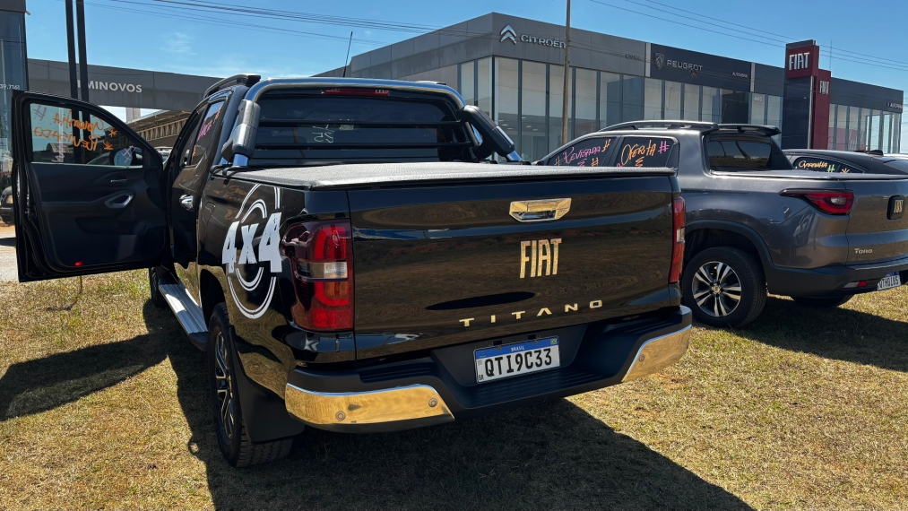 fiat titano 24/25 2.2 turbo diesel ranch 4x4 at6 fiat titano 24/25 2.2 turbo diesel ranch 4x4 at6
