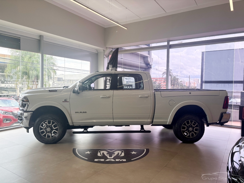 ram 3500 6.7 i6 turbo diesel limited longhorn cd 4x4 automatico 4p 202612