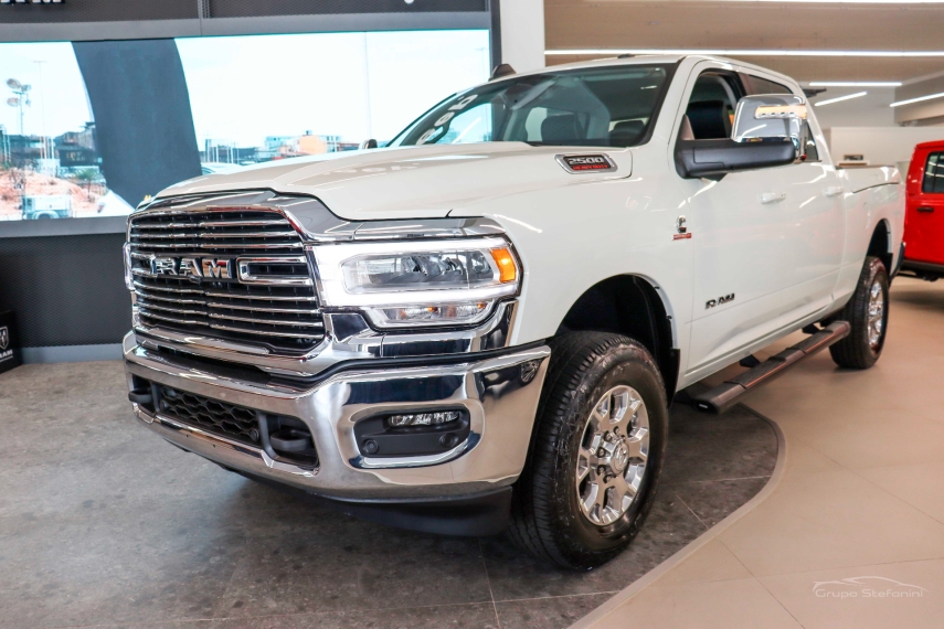ram 2500 6.7 i6 turbo diesel laramie cd 4x4 automatico 4p 2026