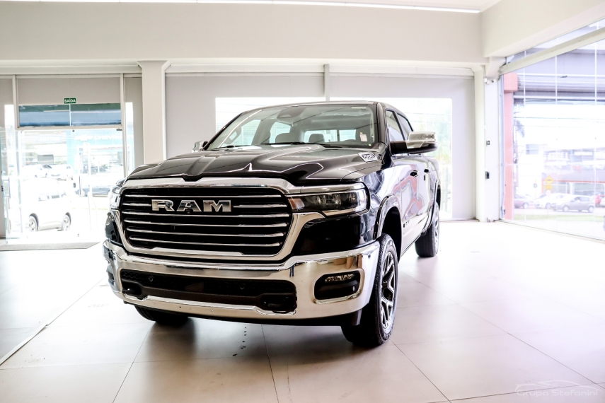 ram 1500 3.0 hurricane 6 biturbo gasolina laramie cd 4x4 automatico 4p 2025