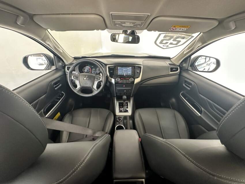 mitsubishi l200 triton sport hpe 2025