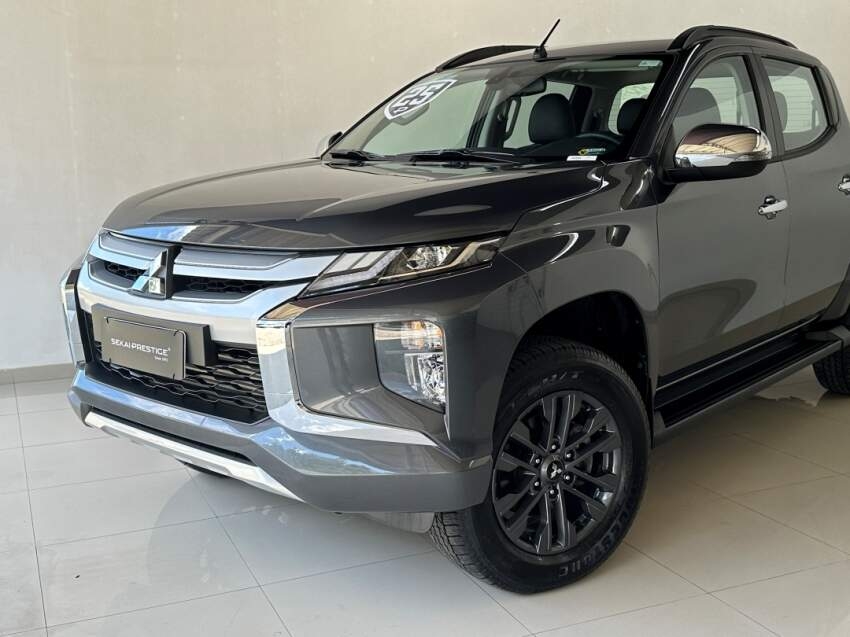 mitsubishi l200 triton sport hpe 2025