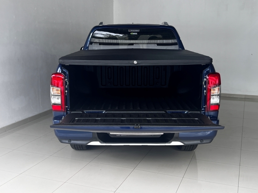 mitsubishi l200 triton sport hpes 2023