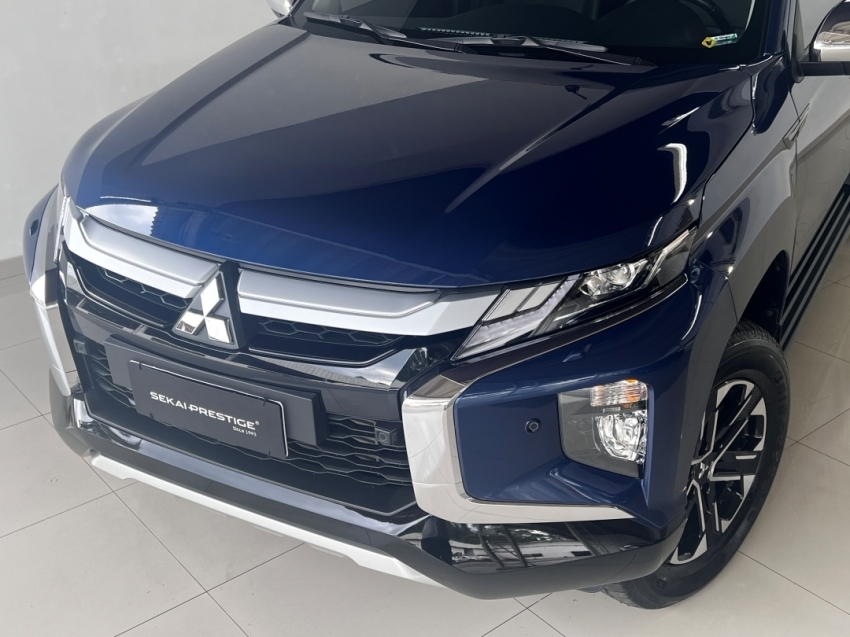 mitsubishi l200 triton sport hpes 2023