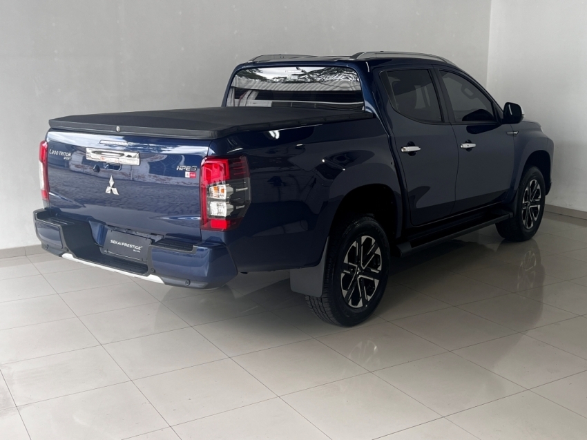 mitsubishi l200 triton sport hpes 2023