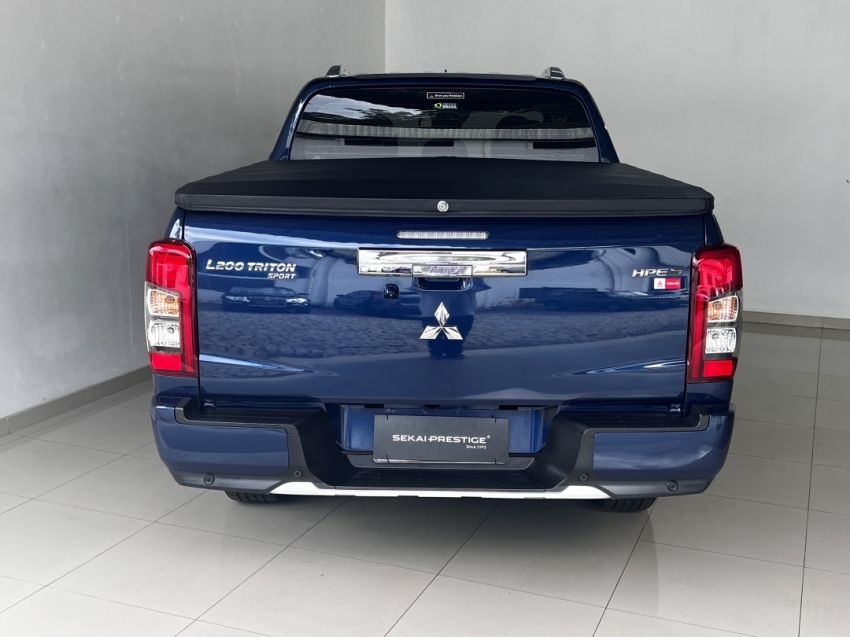 mitsubishi l200 triton sport hpes 2023