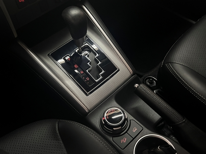 mitsubishi l200 triton sport hpes 2023