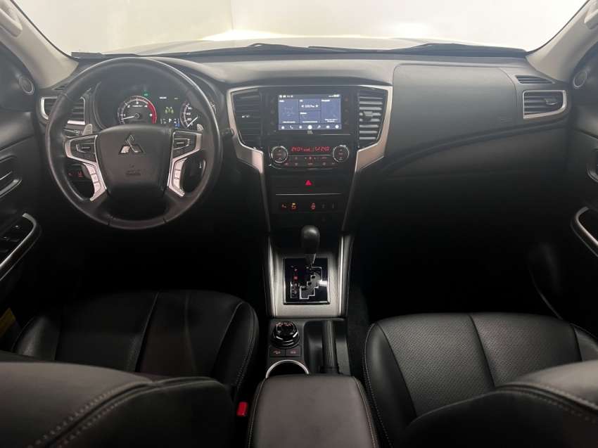 mitsubishi l200 triton sport hpes 2023