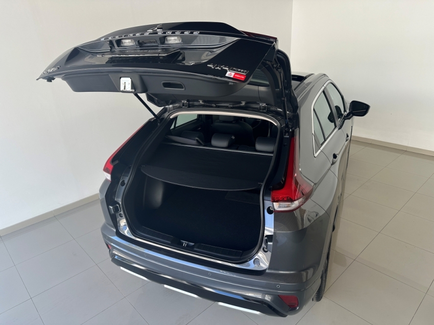 mitsubisgi eclipse cross hpes sawc 2025