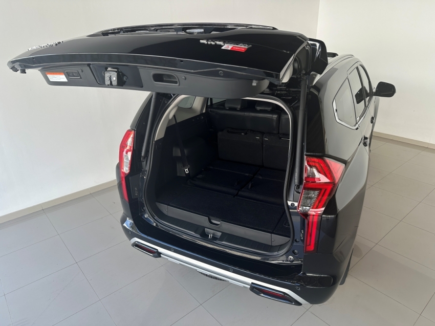 mitsubishi pajero sport legend 2024