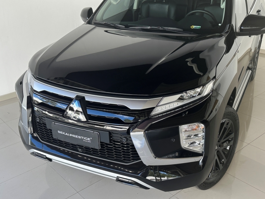 mitsubishi pajero sport legend 2024