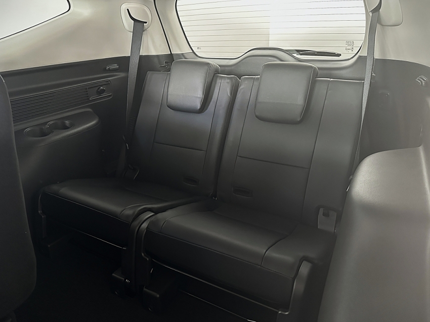 mitsubishi pajero sport legend 2024
