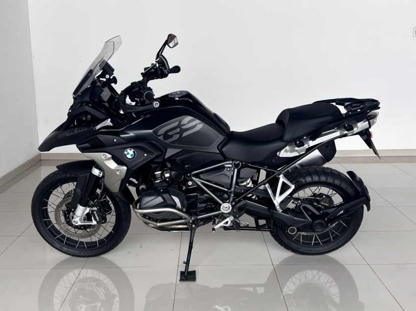 bmw gs1250 triple black 2023