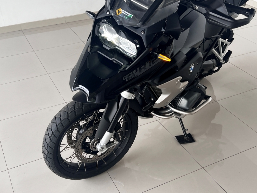 bmw gs1250 triple black 2023