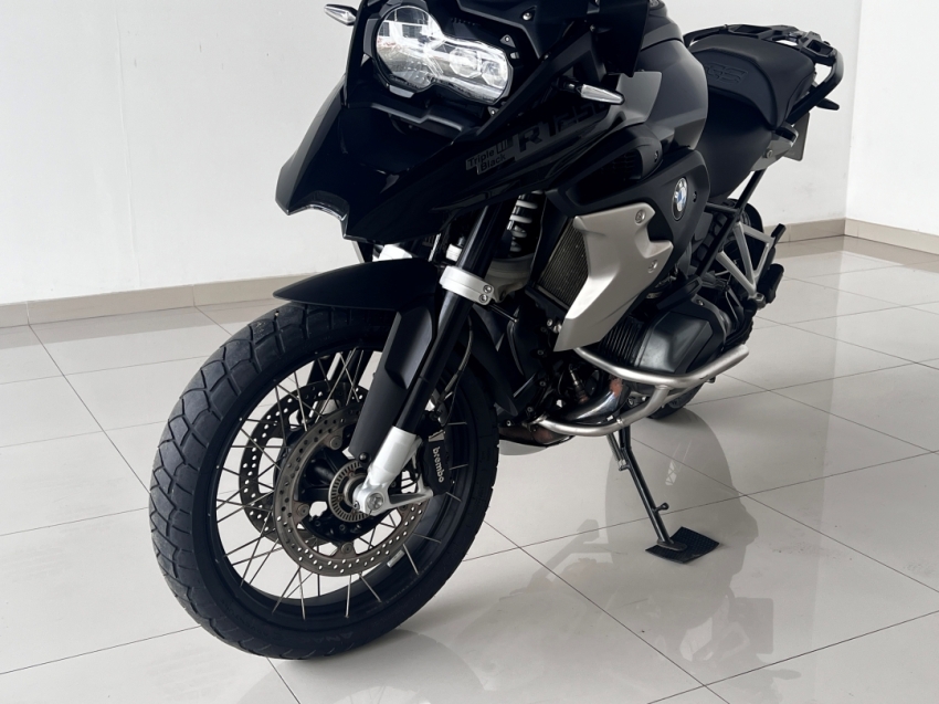 bmw gs1250 triple black 2023