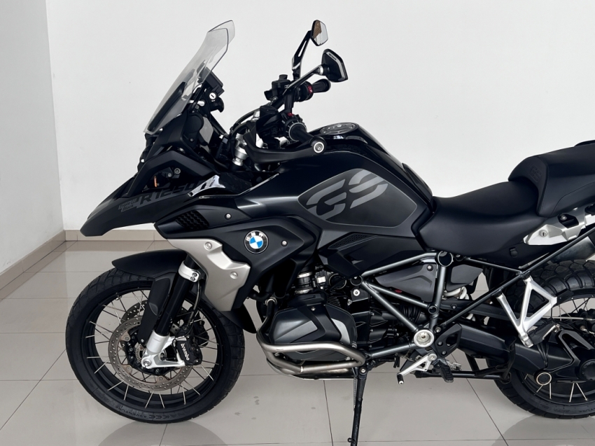 bmw gs1250 triple black 2023
