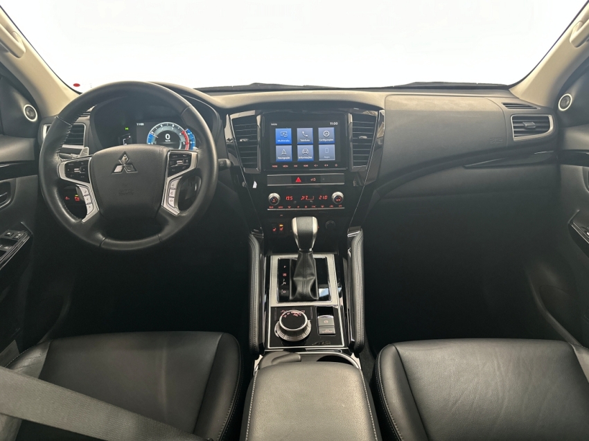 mitsubishi pajero sport legend 2024