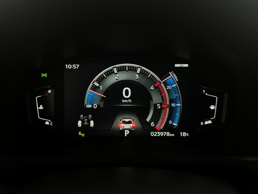 mitsubishi pajero sport legend 2024