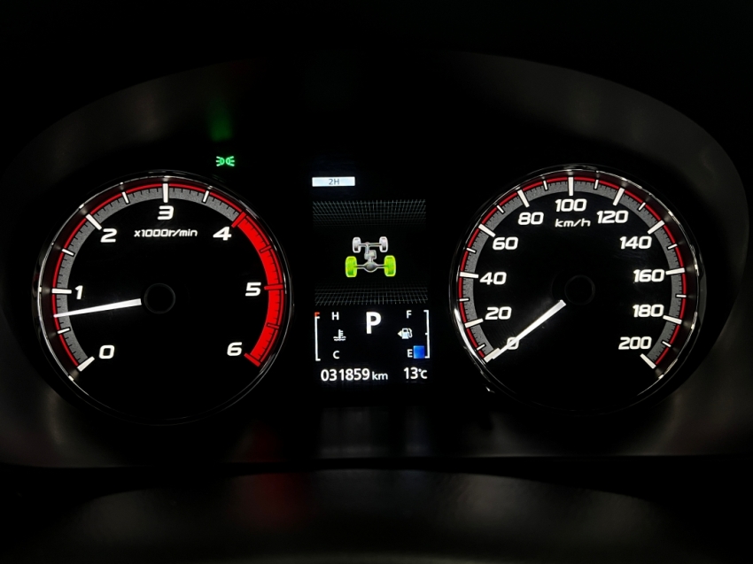 mitsubishi l200 triton sport hpes 2025